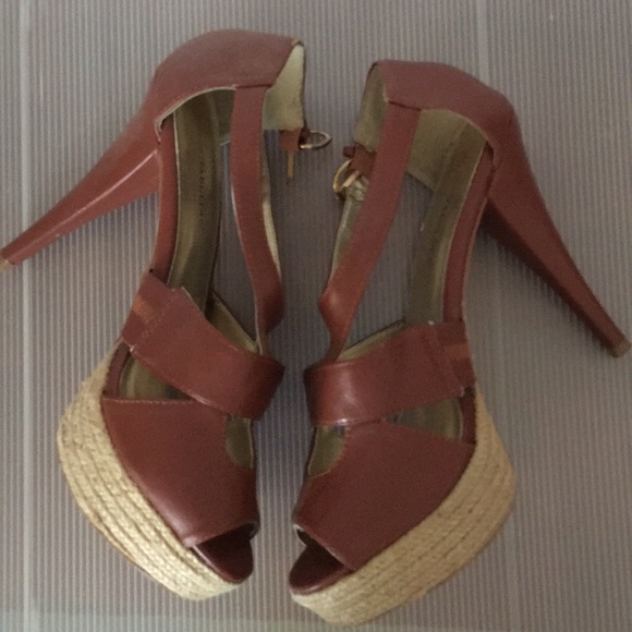 Justfab pumps. - Picture 4 of 5